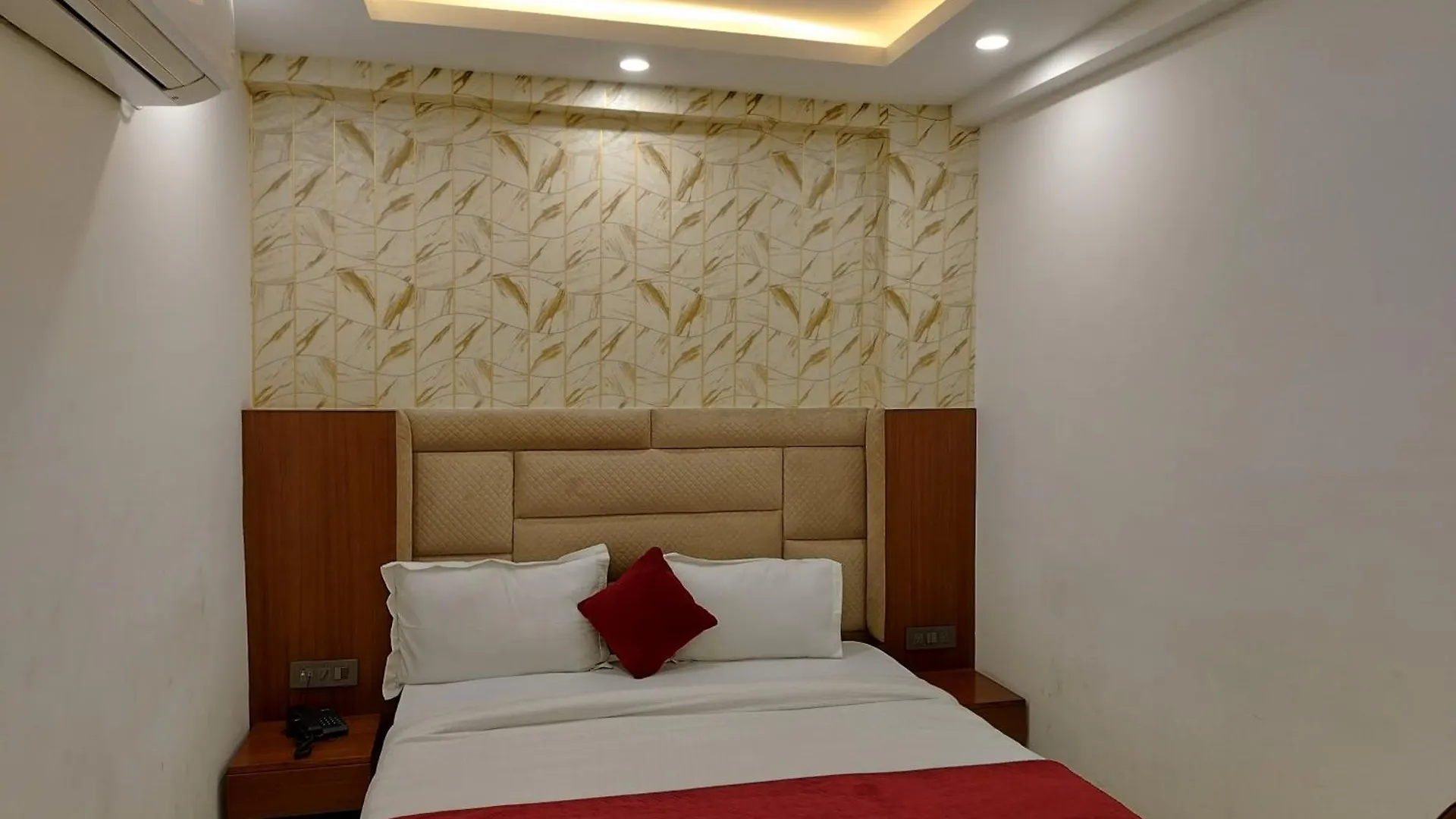 Hotel Lotus At Delhi Airport New Delhi