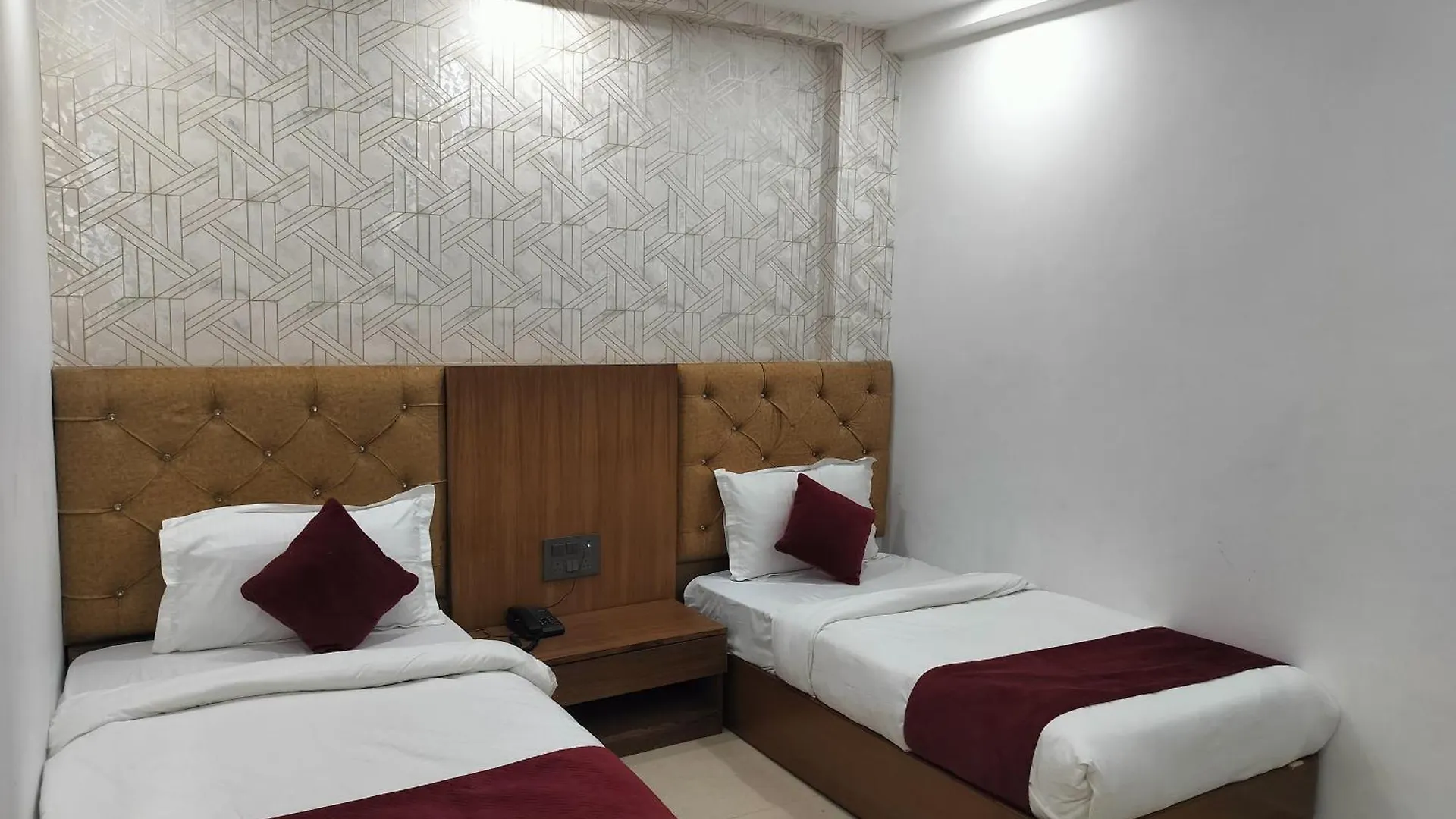 Hotel Lotus At Delhi Airport New Delhi 3*,