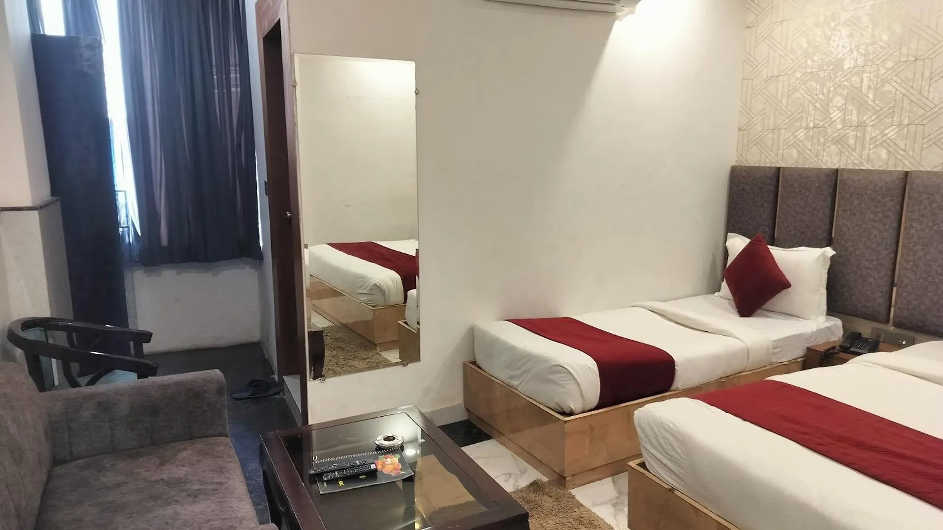 Hotel Lotus At Delhi Airport New Delhi 3*,